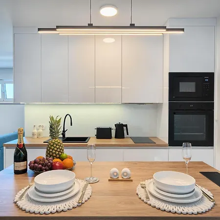 Micos With Pool * Слатине